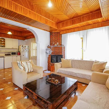 Lovely Villa Surrounded By Nature In Fethiye Appartamento Fethiye